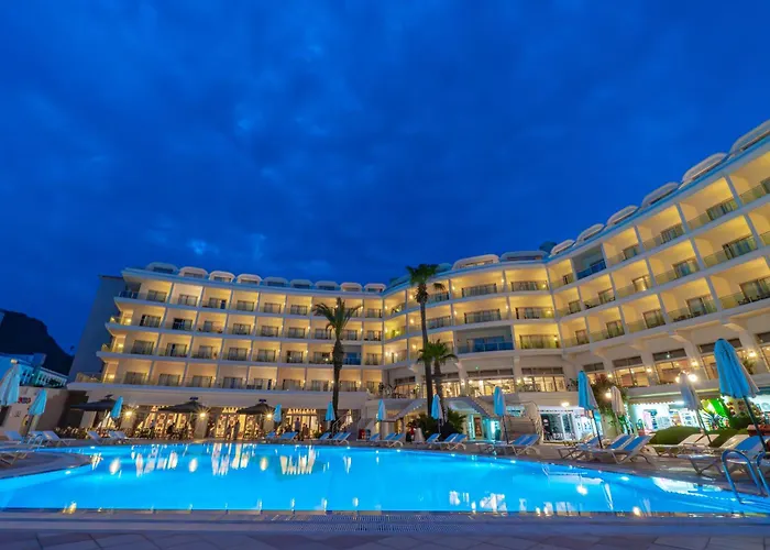 Pineta Park Deluxe Hotel